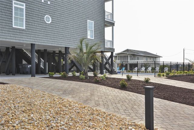 804 S Waccamaw Dr., Murrells Inlet, SC 29576