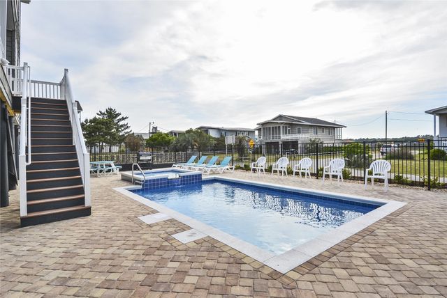 804 S Waccamaw Dr., Murrells Inlet, SC 29576