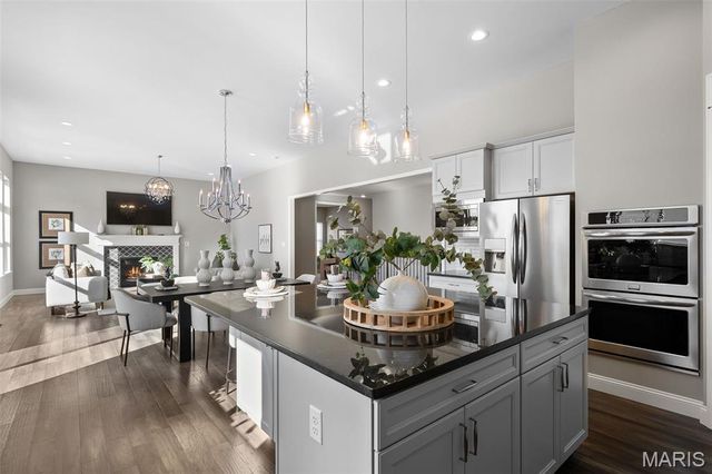 137 Woodspur Drive, Wentzville, MO 63385