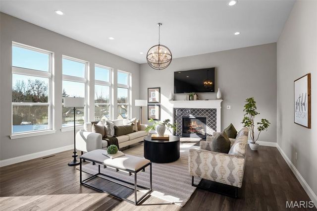 137 Woodspur Drive, Wentzville, MO 63385