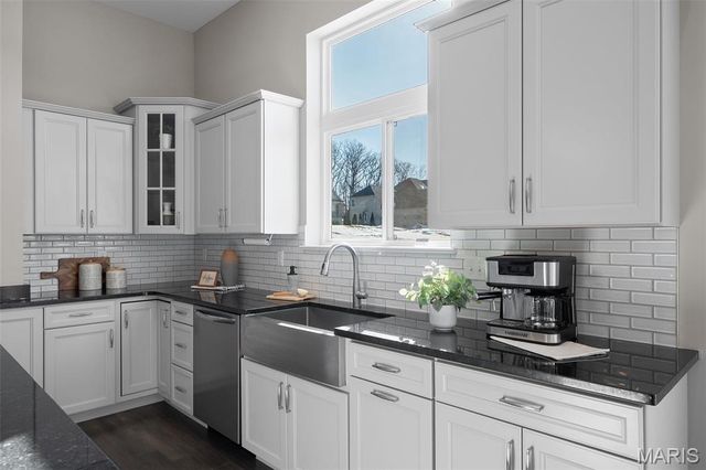 137 Woodspur Drive, Wentzville, MO 63385