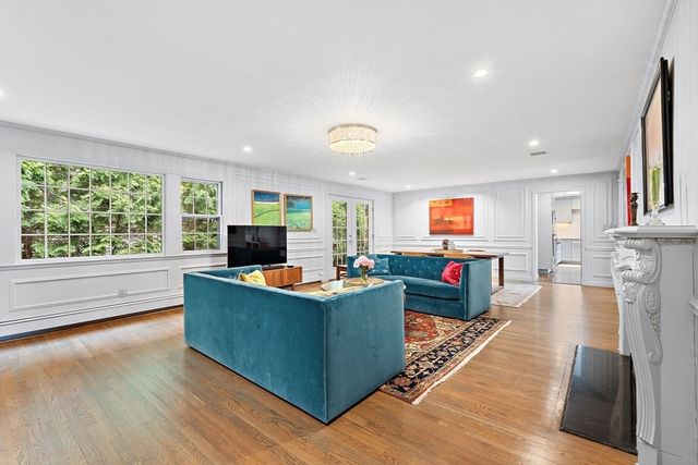95 Longmeadow Rd, Belmont, MA 02478