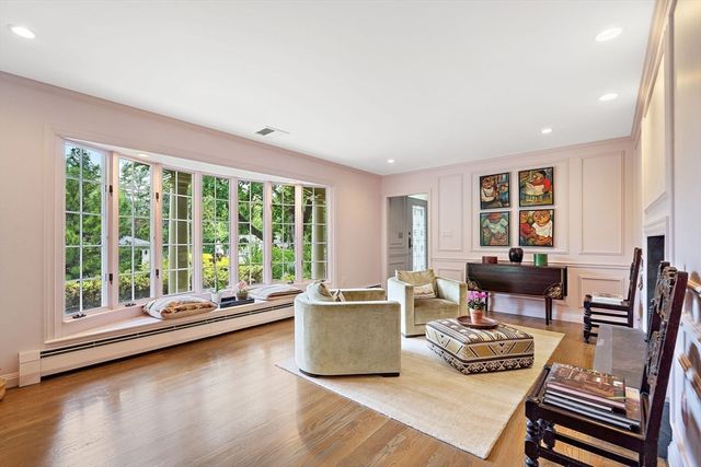 95 Longmeadow Rd, Belmont, MA 02478