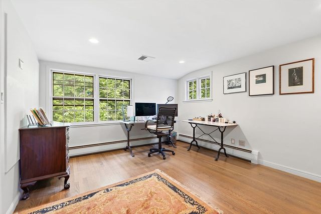 95 Longmeadow Rd, Belmont, MA 02478