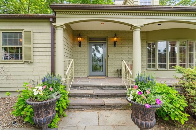 95 Longmeadow Rd, Belmont, MA 02478