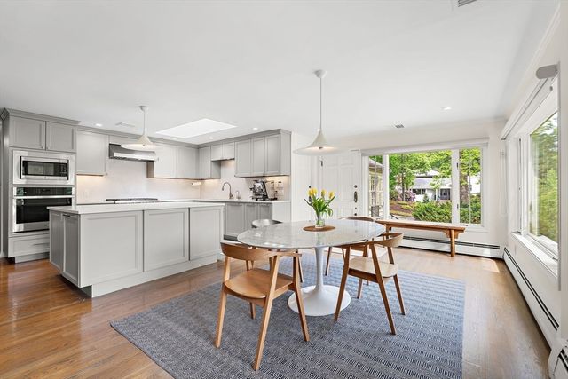 95 Longmeadow Rd, Belmont, MA 02478