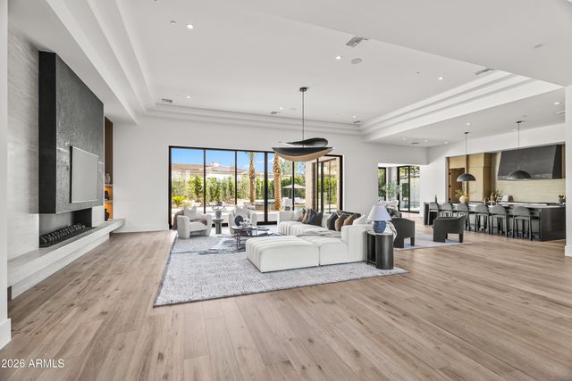 5225 E MOCKINGBIRD Lane, Paradise Valley, AZ 85253
