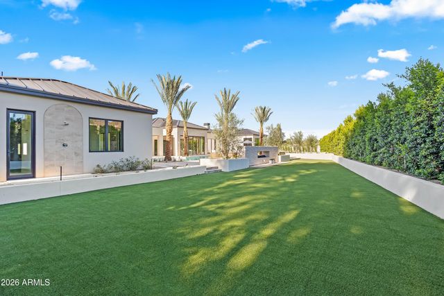 5225 E MOCKINGBIRD Lane, Paradise Valley, AZ 85253