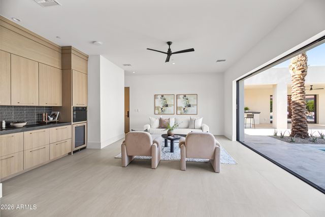 5225 E MOCKINGBIRD Lane, Paradise Valley, AZ 85253
