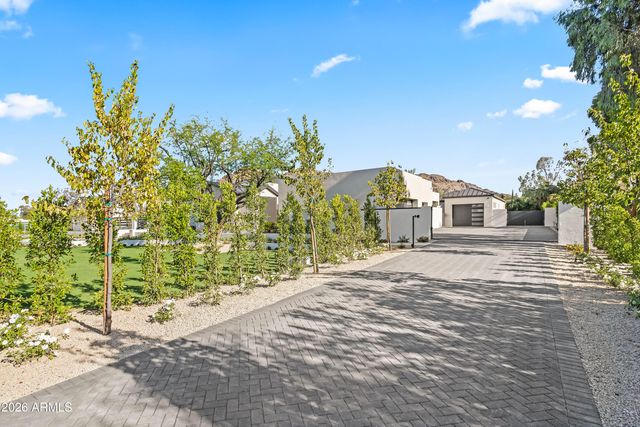 5225 E MOCKINGBIRD Lane, Paradise Valley, AZ 85253