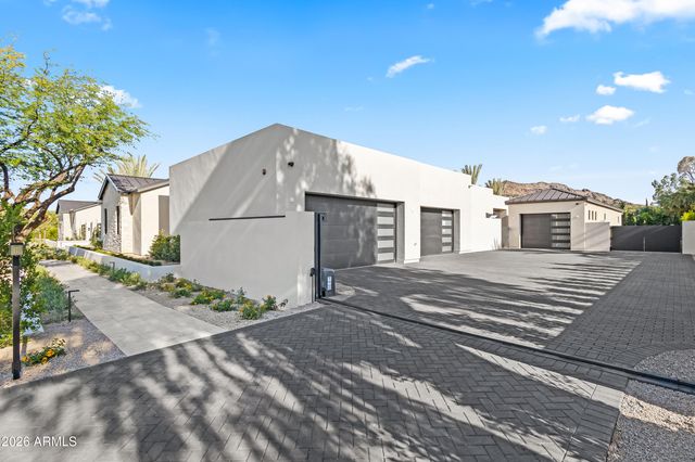5225 E MOCKINGBIRD Lane, Paradise Valley, AZ 85253