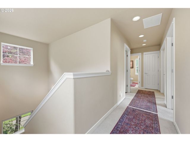 4518 N FESSENDEN St, Portland, OR 97203