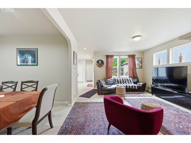 4518 N FESSENDEN St, Portland, OR 97203