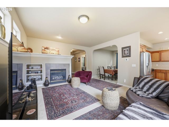 4518 N FESSENDEN St, Portland, OR 97203