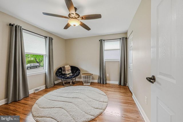 7 ARONIMINK DR, Newark, DE 19711