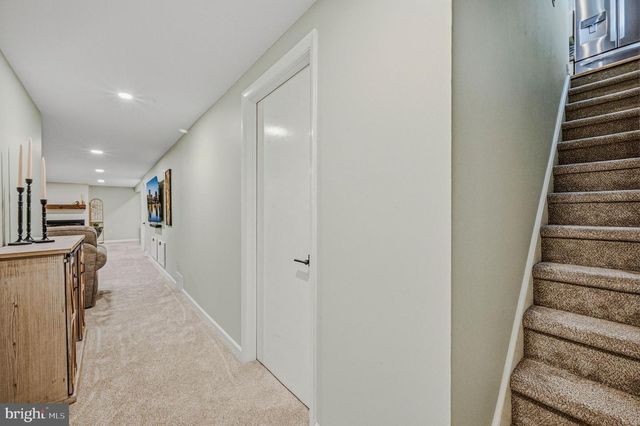 7 ARONIMINK DR, Newark, DE 19711