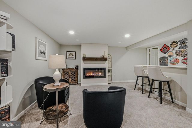 7 ARONIMINK DR, Newark, DE 19711