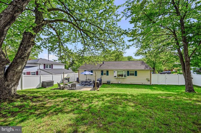 7 ARONIMINK DR, Newark, DE 19711