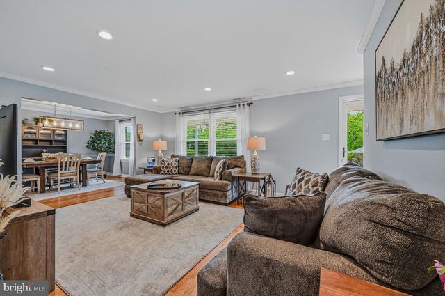 7 ARONIMINK DR, Newark, DE 19711