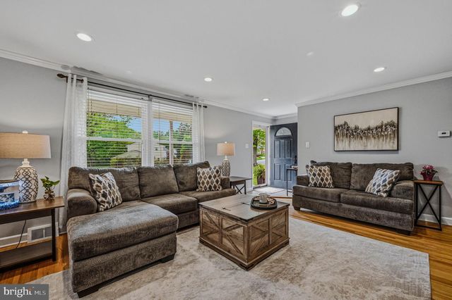 7 ARONIMINK DR, Newark, DE 19711