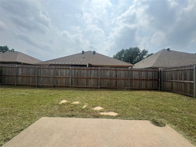 1010 Teresa Court, Granbury, TX 76048