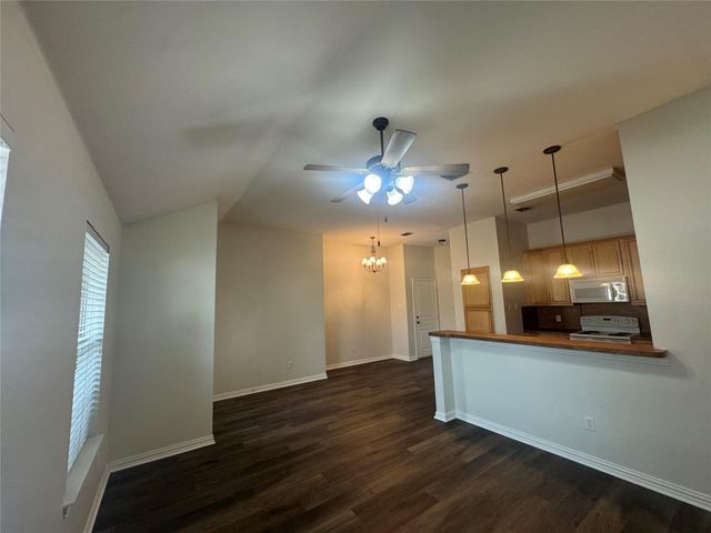 1010 Teresa Court, Granbury, TX 76048
