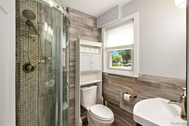 405 Schoolhouse Street, Ortonville, MI 48462