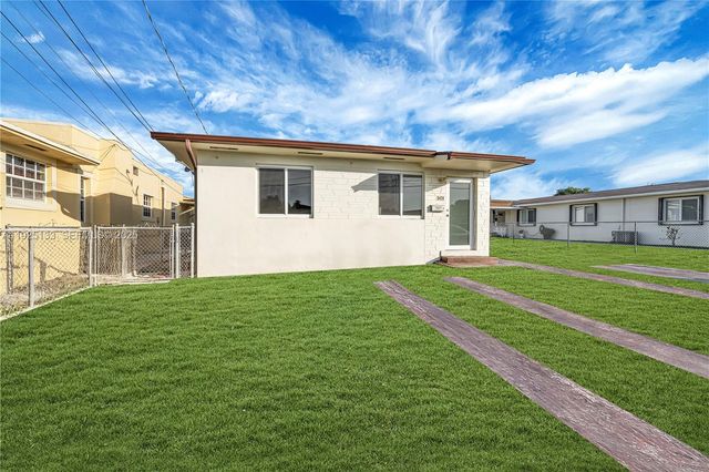 3471 SW 3rd St 3471, Miami, FL 33135