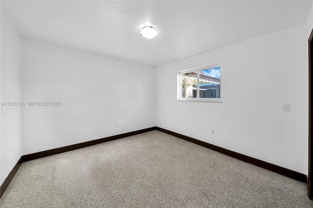 3471 SW 3rd St 3471, Miami, FL 33135