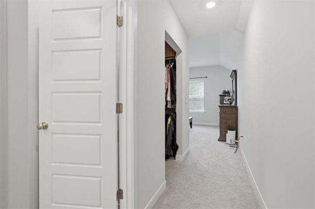 8841 SW 9th Terrace, Lee's Summit, MO 64064