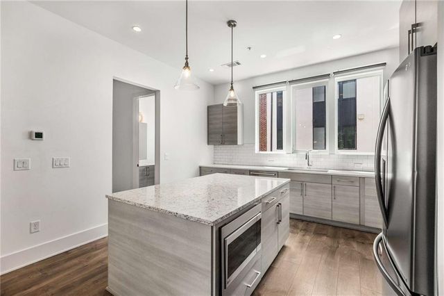 1225 Chelsea Circle NW, Atlanta, GA 30318