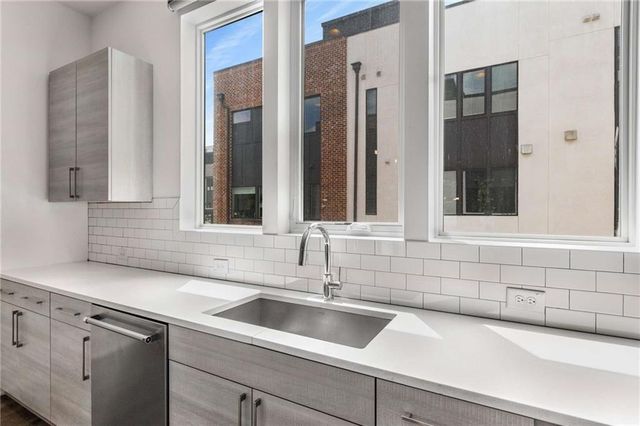 1225 Chelsea Circle NW, Atlanta, GA 30318