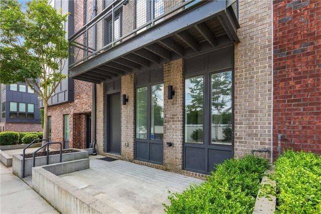1225 Chelsea Circle NW, Atlanta, GA 30318