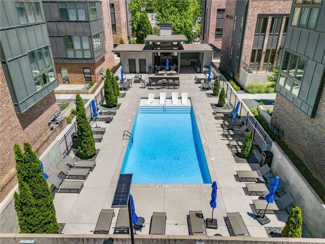 1225 Chelsea Circle NW, Atlanta, GA 30318