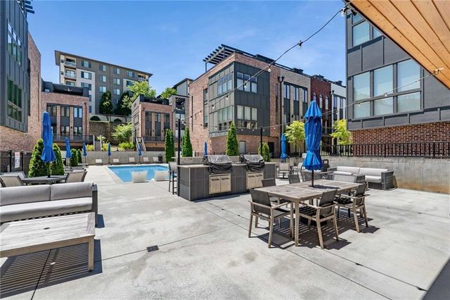 1225 Chelsea Circle NW, Atlanta, GA 30318