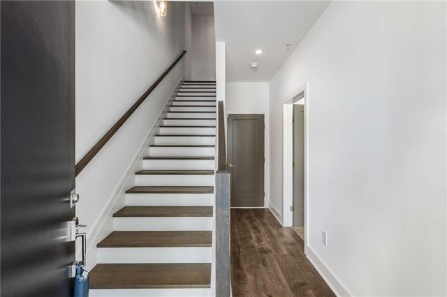 1225 Chelsea Circle NW, Atlanta, GA 30318