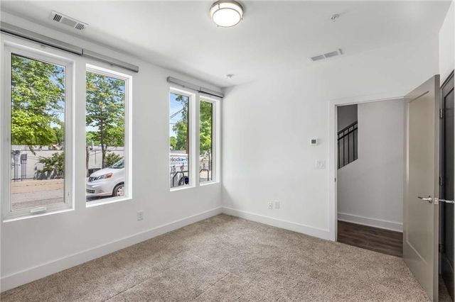 1225 Chelsea Circle NW, Atlanta, GA 30318