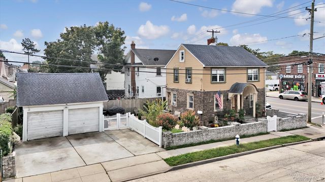 196 S Franklin Street, Hempstead, NY 11550