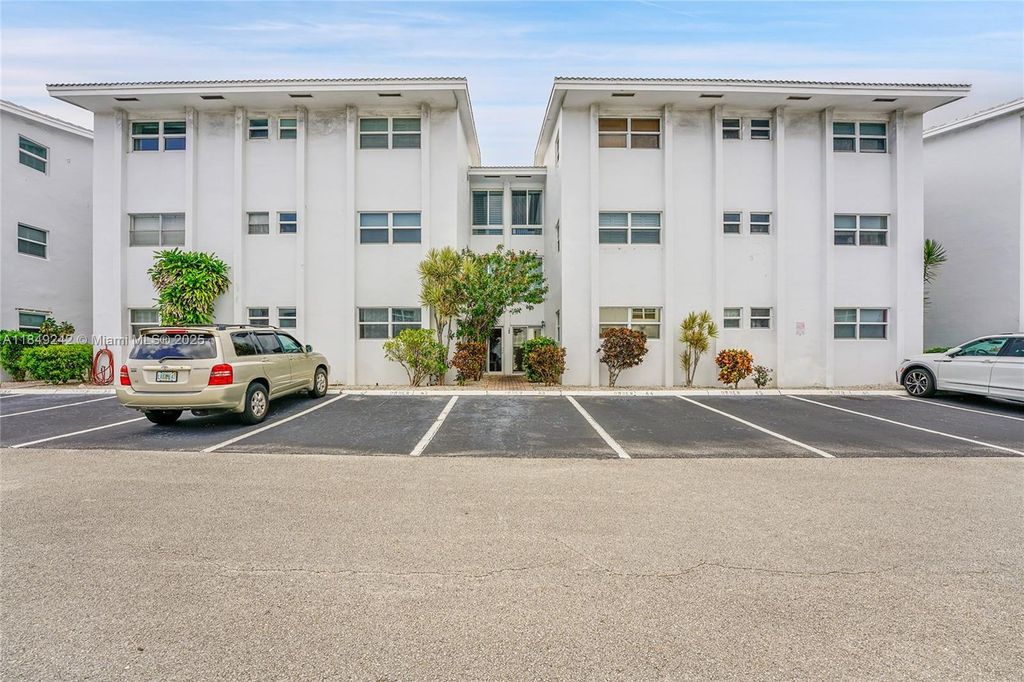 234 Hibiscus Ave 364, Lauderdale By The Sea, FL 33308