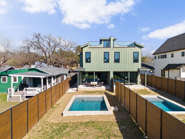 1610 Harvey 2, Austin, TX 78702