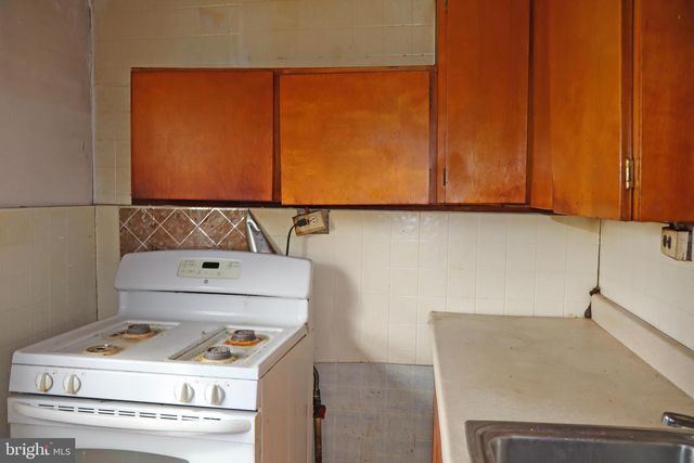 2152 STENTON AVE, Philadelphia, PA 19138