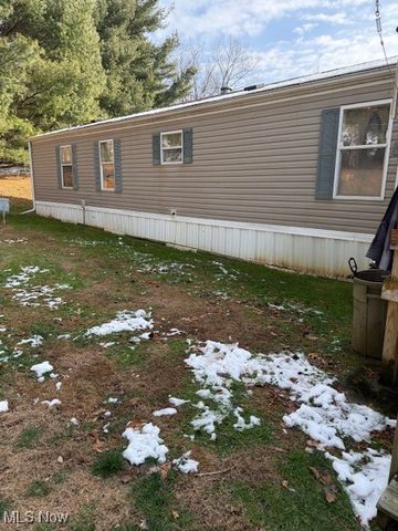 145 Rains Circle, Zanesville, OH 43701