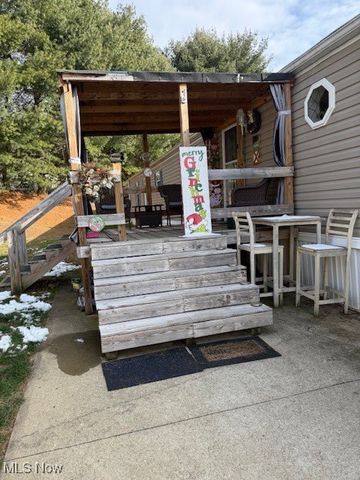 145 Rains Circle, Zanesville, OH 43701