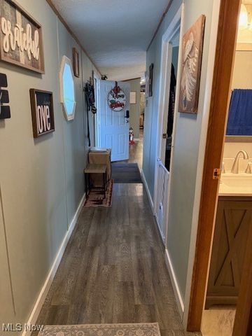 145 Rains Circle, Zanesville, OH 43701