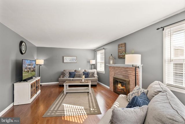 10228 SHILOH ST, Fairfax, VA 22030