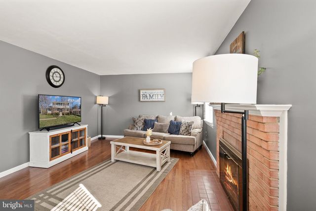 10228 SHILOH ST, Fairfax, VA 22030