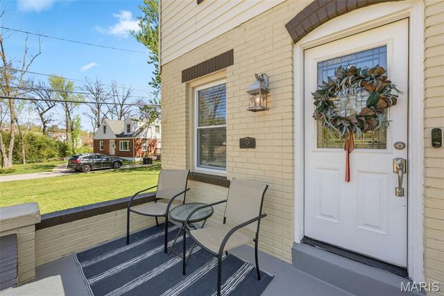 2536 Sims Avenue, St Louis, MO 63114