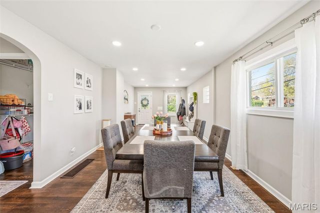 2536 Sims Avenue, St Louis, MO 63114