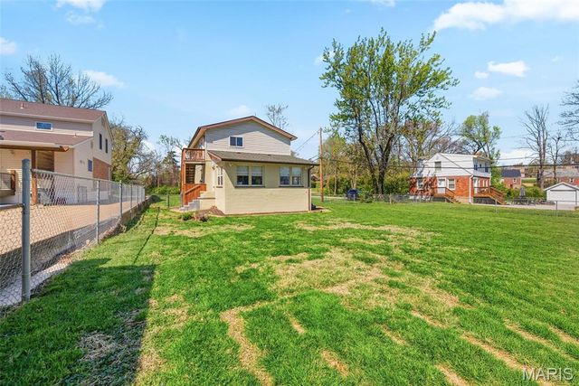 2536 Sims Avenue, St Louis, MO 63114