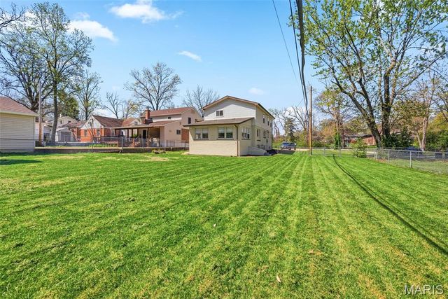 2536 Sims Avenue, St Louis, MO 63114